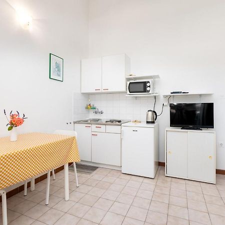 Apartments Mrak Punat Ngoại thất bức ảnh