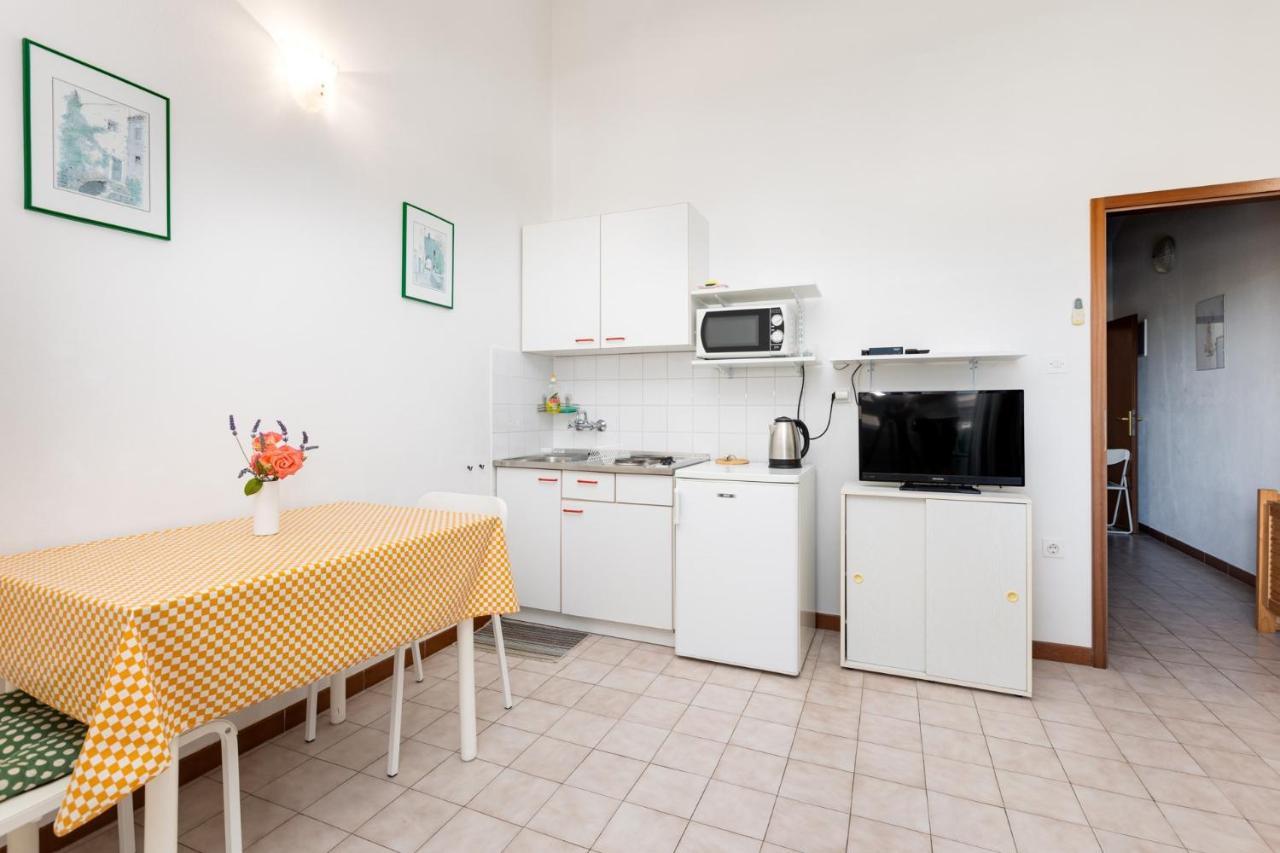 Apartments Mrak Punat Ngoại thất bức ảnh